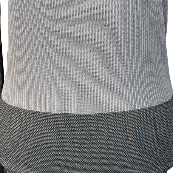 Athleta Medium Flurry Base Layer Top Long Sleeve Stretch Ribbed Colorblock Gray - Picture 2 of 7